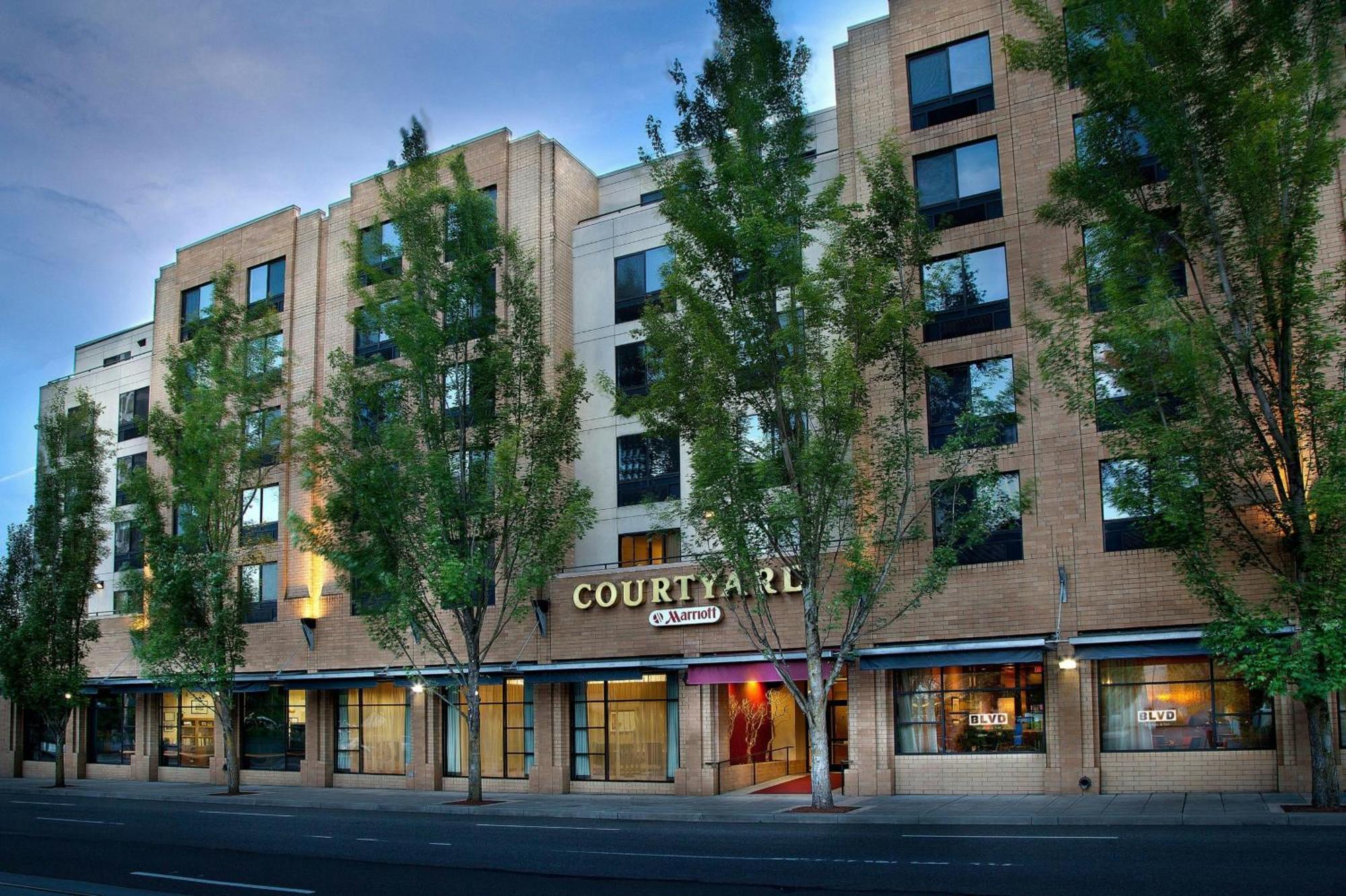 Courtyard Portland Downtown / Convention Center Hotel Exterior foto